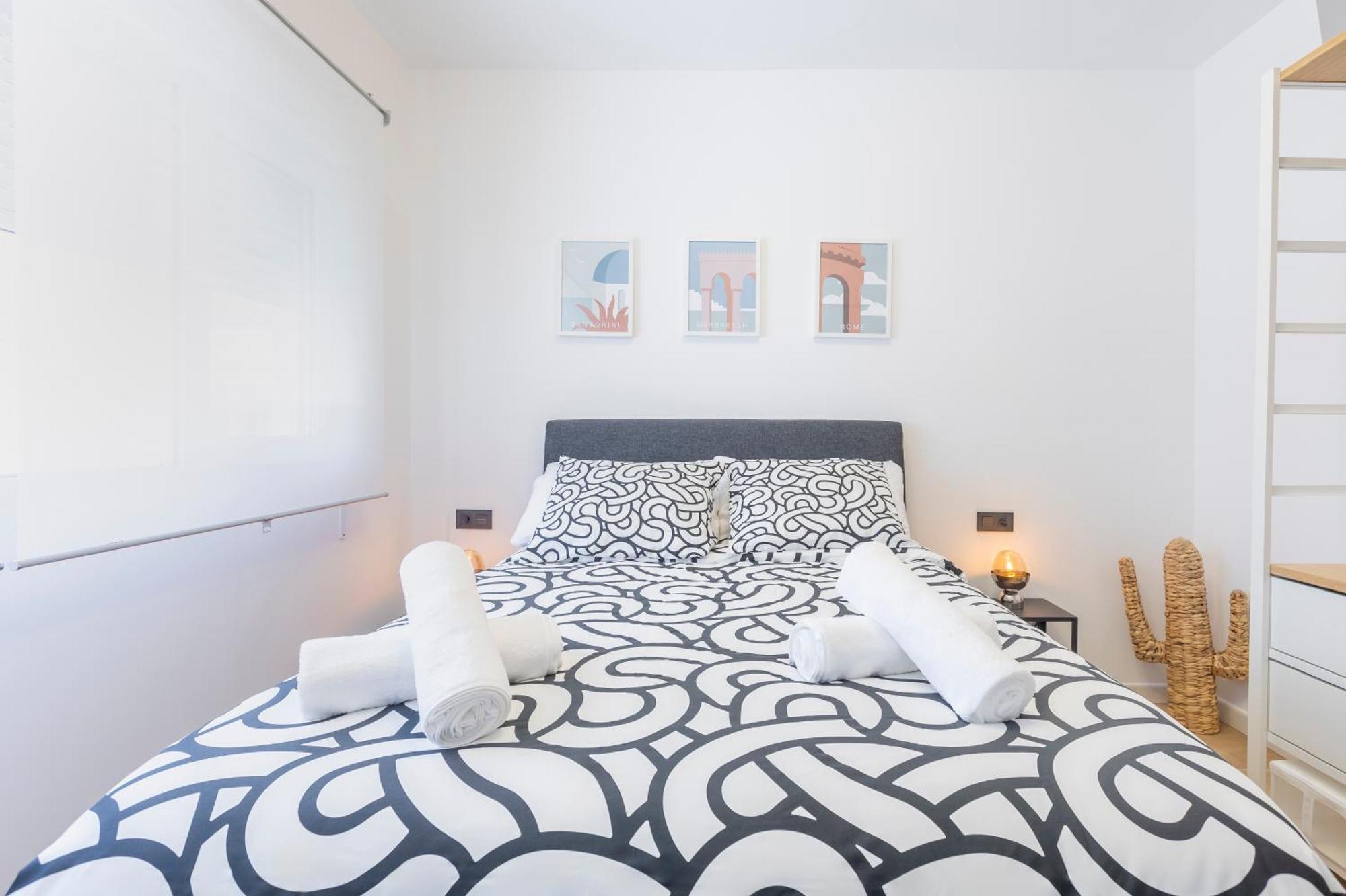 Fully Renovated Apartment In The Heart Of Fuengirola, 2 Min Walk To The Beach Exterior photo